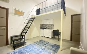 Central And Comfy Studio Flat In Beyoglu